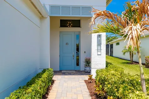 2136 Falls Manor Vero Beach FL 32967