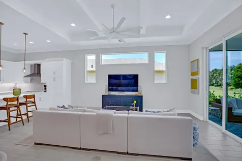 2136 Falls Manor Vero Beach FL 32967