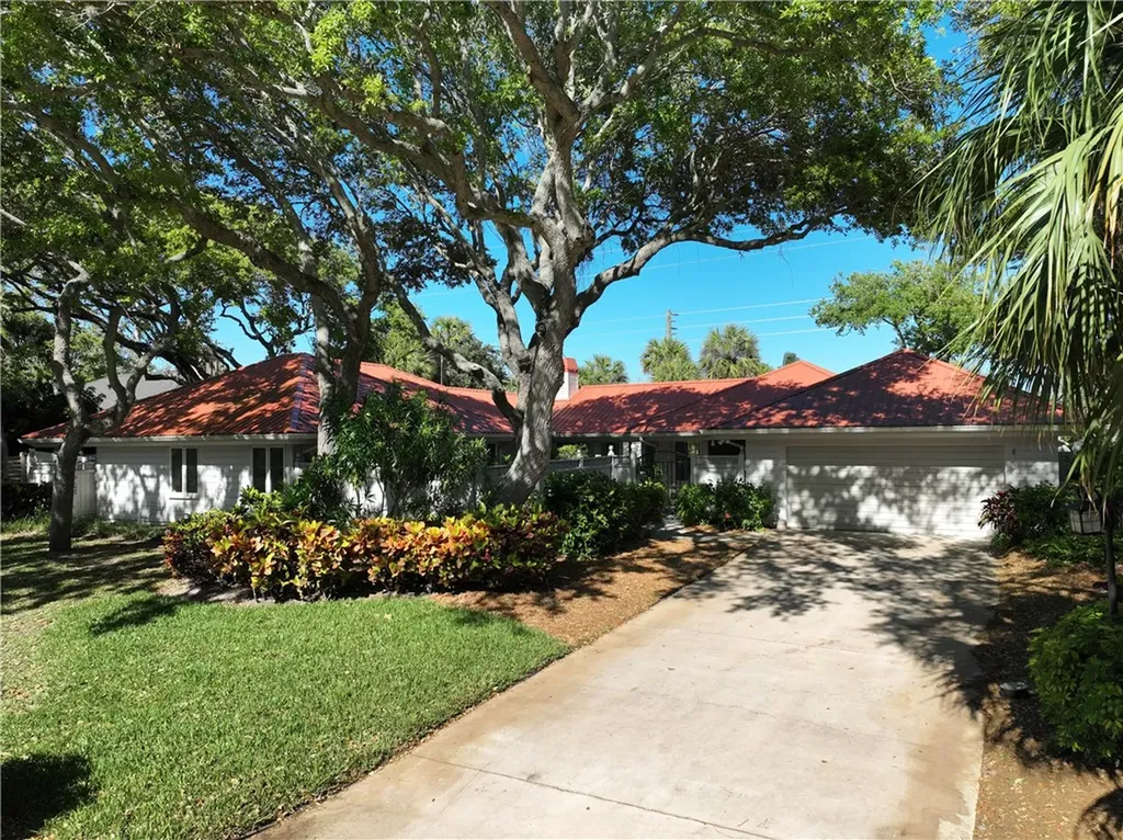 1200 Poitras Drive Vero Beach FL 32963
