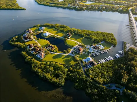 9180 Marsh Island Drive Vero Beach FL 32963