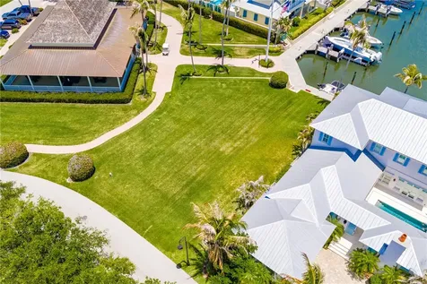 9180 Marsh Island Drive Vero Beach FL 32963