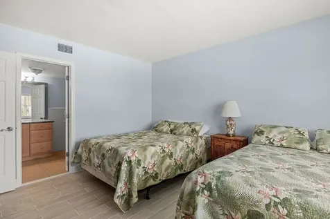23 Royal Palm Point Vero Beach FL 32960