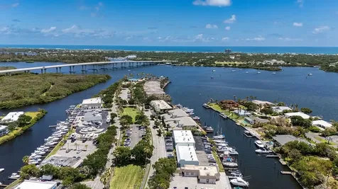 23 Royal Palm Point Vero Beach FL 32960