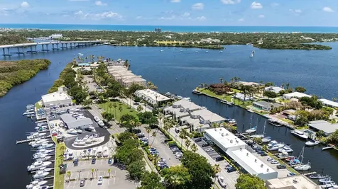 23 Royal Palm Point Vero Beach FL 32960