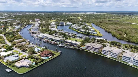 23 Royal Palm Point Vero Beach FL 32960