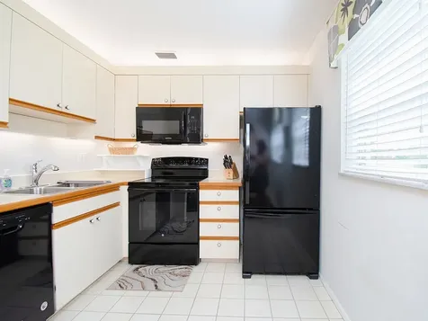 66 Woodland Drive Vero Beach FL 32962
