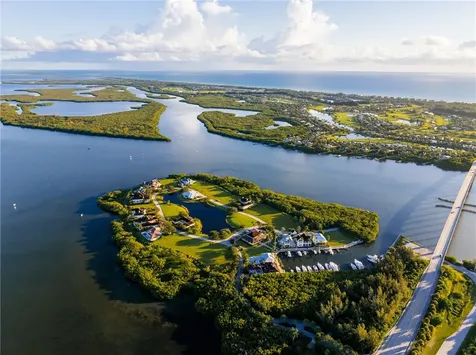 9250 E Marsh Island Drive Vero Beach FL 32963