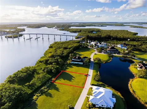 9250 E Marsh Island Drive Vero Beach FL 32963