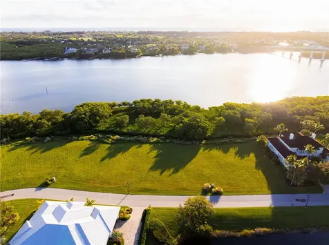 9250 E Marsh Island Drive Vero Beach FL 32963