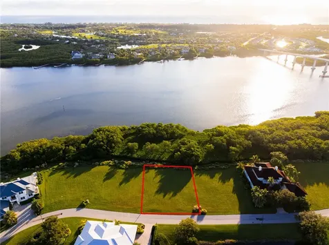 9250 E Marsh Island Drive Vero Beach FL 32963