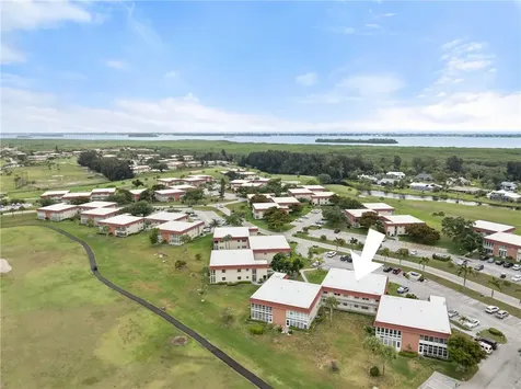 33 Pine Arbor Lane Vero Beach FL 32962