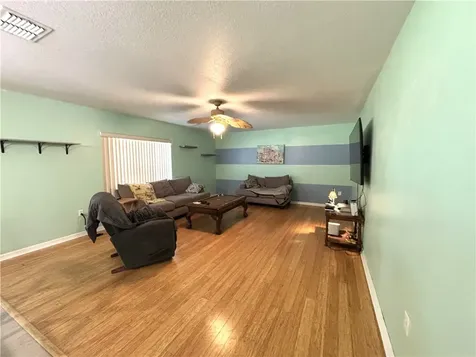 5937 Ridge Lake Circle Vero Beach FL 32967