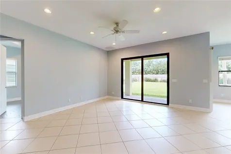 5537 57th Way Vero Beach FL 32967