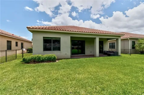 5537 57th Way Vero Beach FL 32967