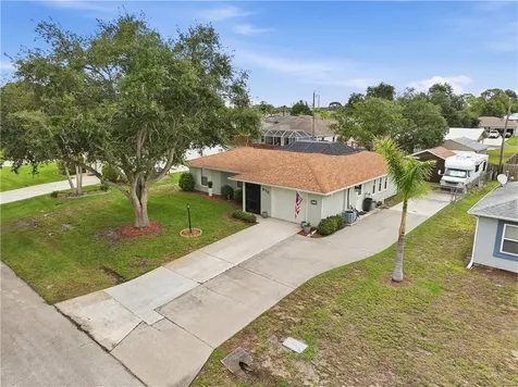 670 Nobles Street Sebastian FL 32958