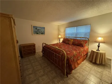 1100 Ponce De Leon Circle Vero Beach FL 32960