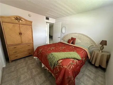 1100 Ponce De Leon Circle Vero Beach FL 32960