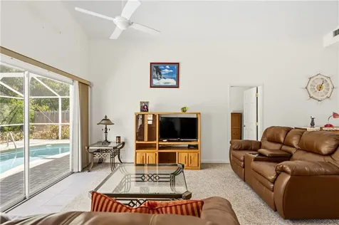 212 14th Place Vero Beach FL 32960