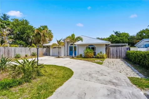 212 14th Place Vero Beach FL 32960