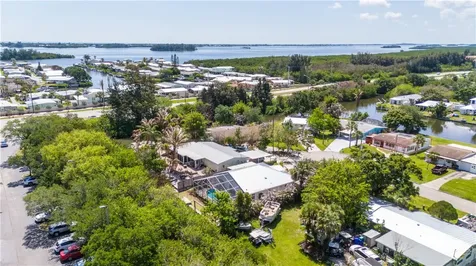 212 14th Place Vero Beach FL 32960