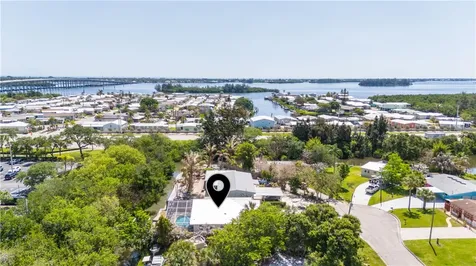 212 14th Place Vero Beach FL 32960