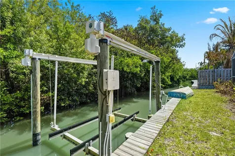 212 14th Place Vero Beach FL 32960