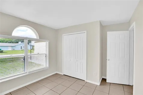 980 Dolphin Avenue Sebastian FL 32958