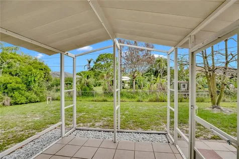 980 Dolphin Avenue Sebastian FL 32958