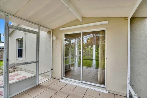 980 Dolphin Avenue Sebastian FL 32958