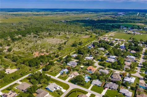 980 Dolphin Avenue Sebastian FL 32958