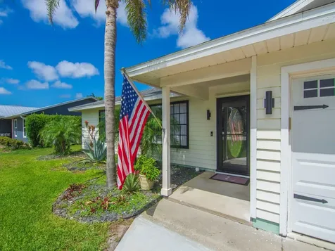 160 9th Court Vero Beach FL 32962