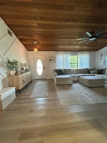 160 9th Court Vero Beach FL 32962