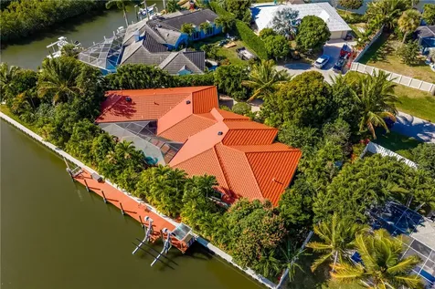 114 Queen Ann Court Hutchinson Island FL 34949