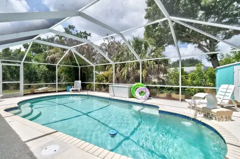 545 21st Avenue Vero Beach FL 32962