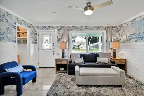545 21st Avenue Vero Beach FL 32962