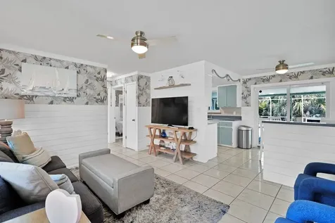 545 21st Avenue Vero Beach FL 32962