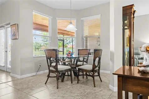 4370 9th Manor SW Vero Beach FL 32968