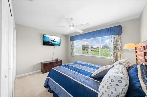 4370 9th Manor SW Vero Beach FL 32968