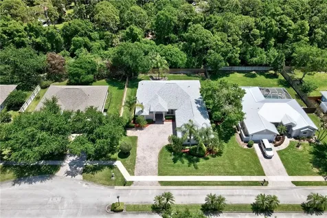 6760 49th Court Vero Beach FL 32967