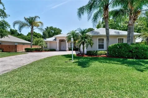 6760 49th Court Vero Beach FL 32967