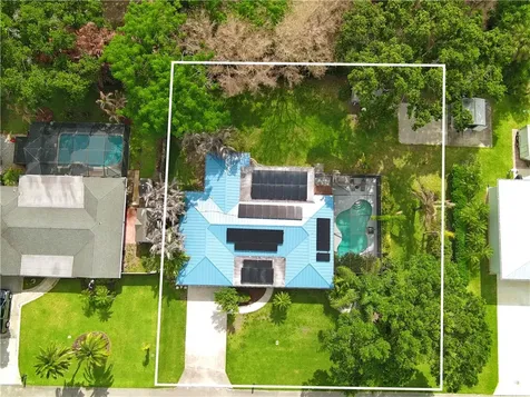 1920 32nd Avenue Vero Beach FL 32960
