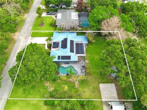 1920 32nd Avenue Vero Beach FL 32960