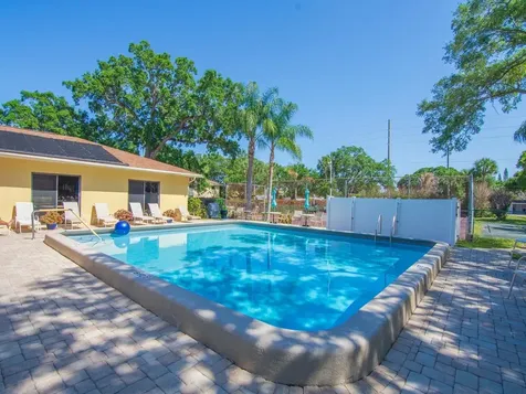 400 18th Street Vero Beach FL 32960