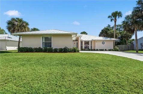 352 Quarry Lane Sebastian FL 32958