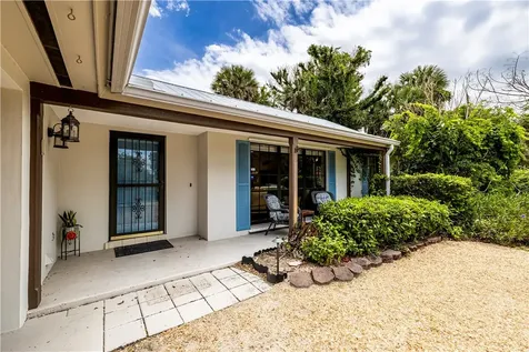 3820 Indian River Drive E Vero Beach FL 32963