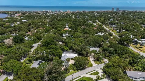 3820 Indian River Drive E Vero Beach FL 32963