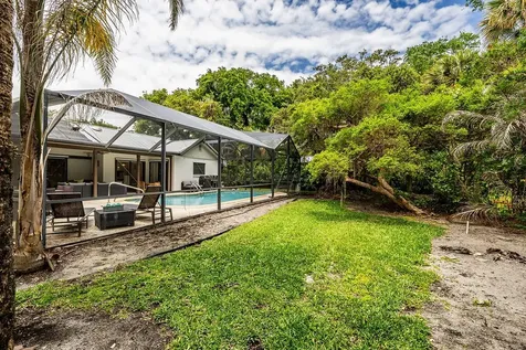 3820 Indian River Drive E Vero Beach FL 32963