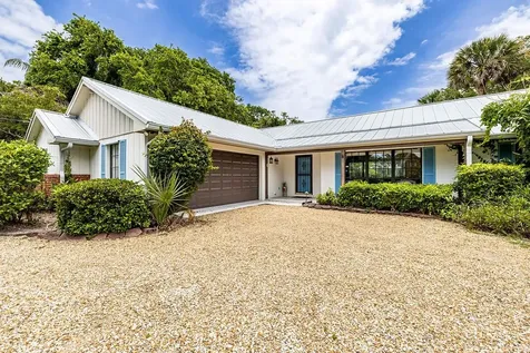3820 Indian River Drive E Vero Beach FL 32963