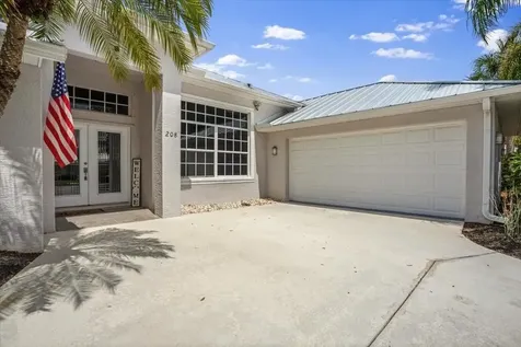 208 SW Fernleaf Trail Port St Lucie FL 34953
