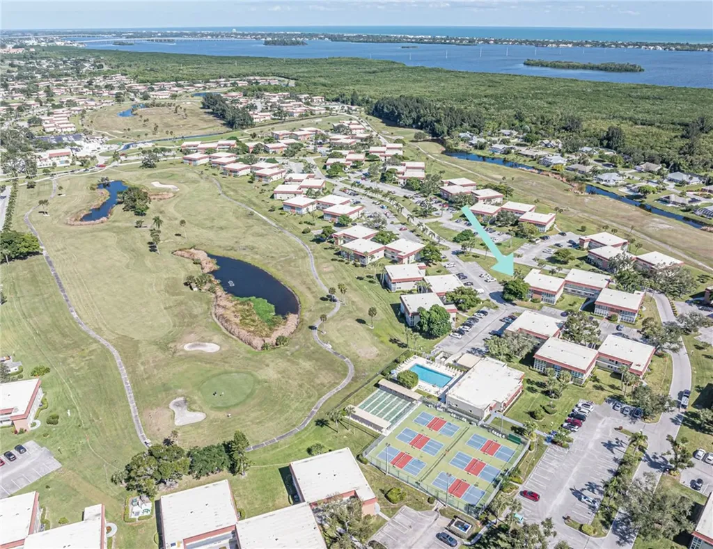 28 Pine Arbor Lane Vero Beach FL 32962